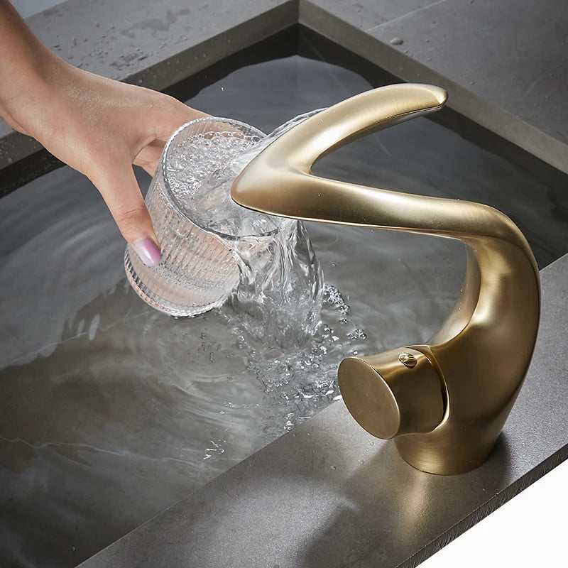 Mitigeur Cascade pour Lavabo et Baignoire - Lovinox NORA