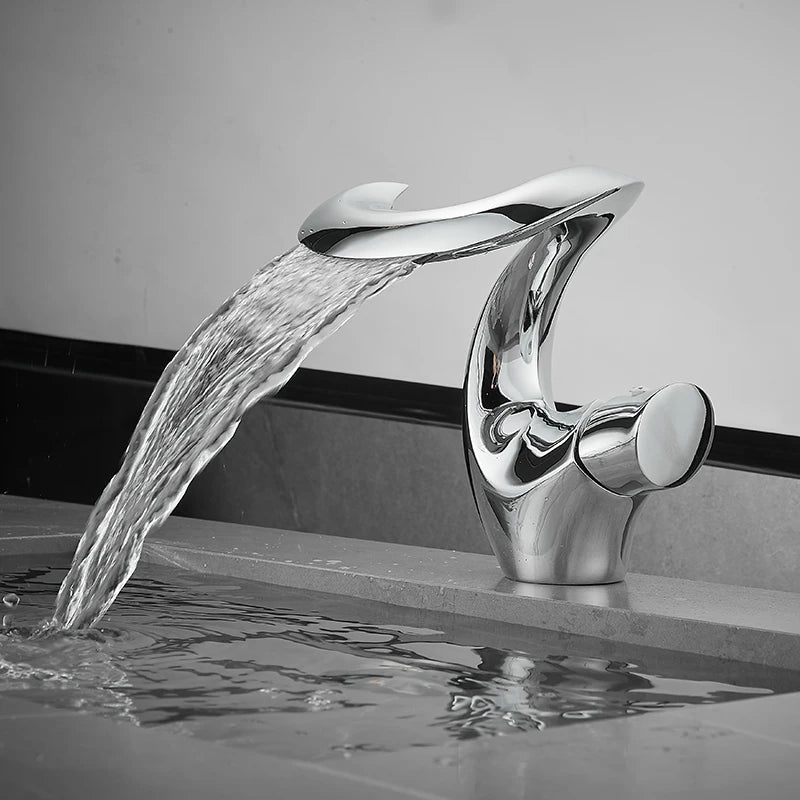 Mitigeur Cascade pour Lavabo et Baignoire - Lovinox NORA